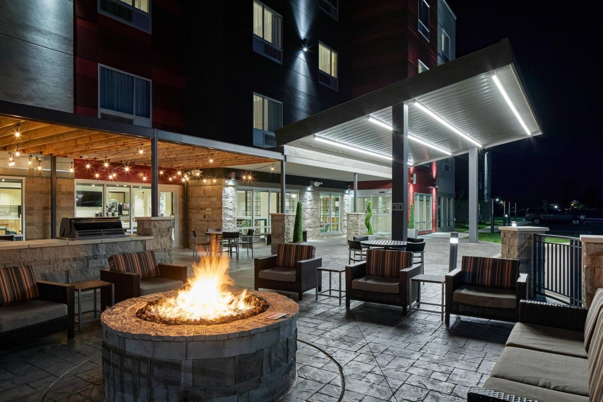 Hotel Towneplace Columbus 3*