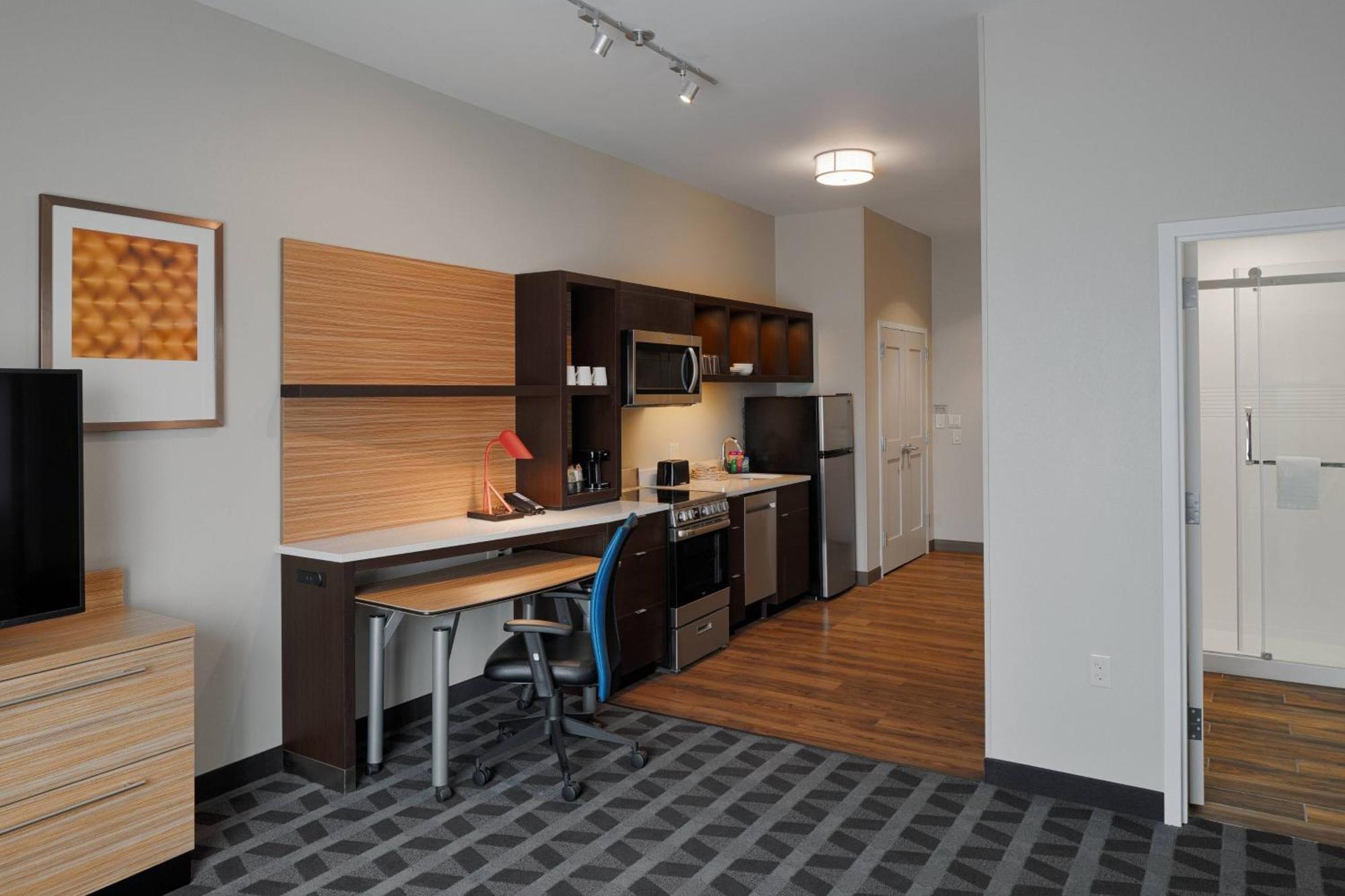 Towneplace Columbus Hotel